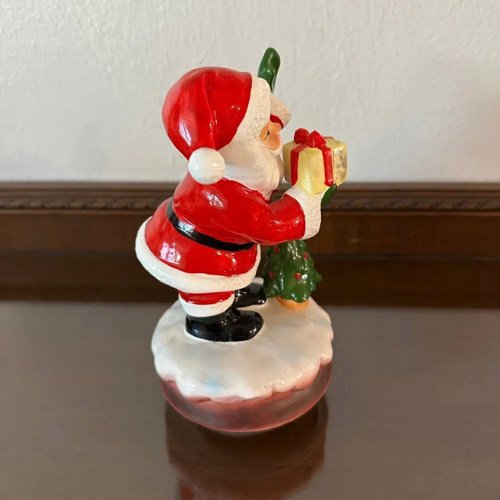 Vintage 1981 Santa Claus Ceramic Music Box Japan Christmas Figurine 6.5